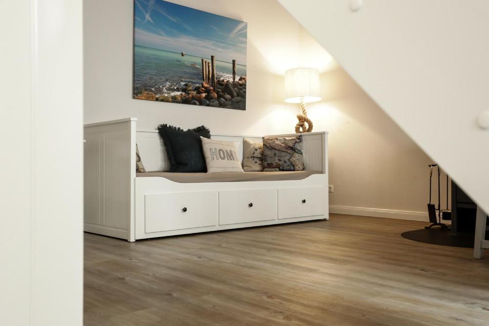 Hotel & Ferienunterkuenfte Hus Seeblick フェーマルン エクステリア 写真