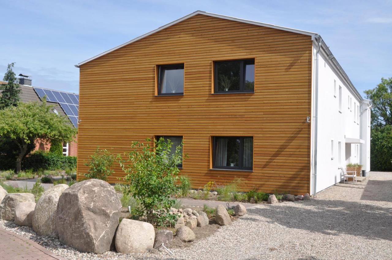 Hotel & Ferienunterkuenfte Hus Seeblick フェーマルン エクステリア 写真